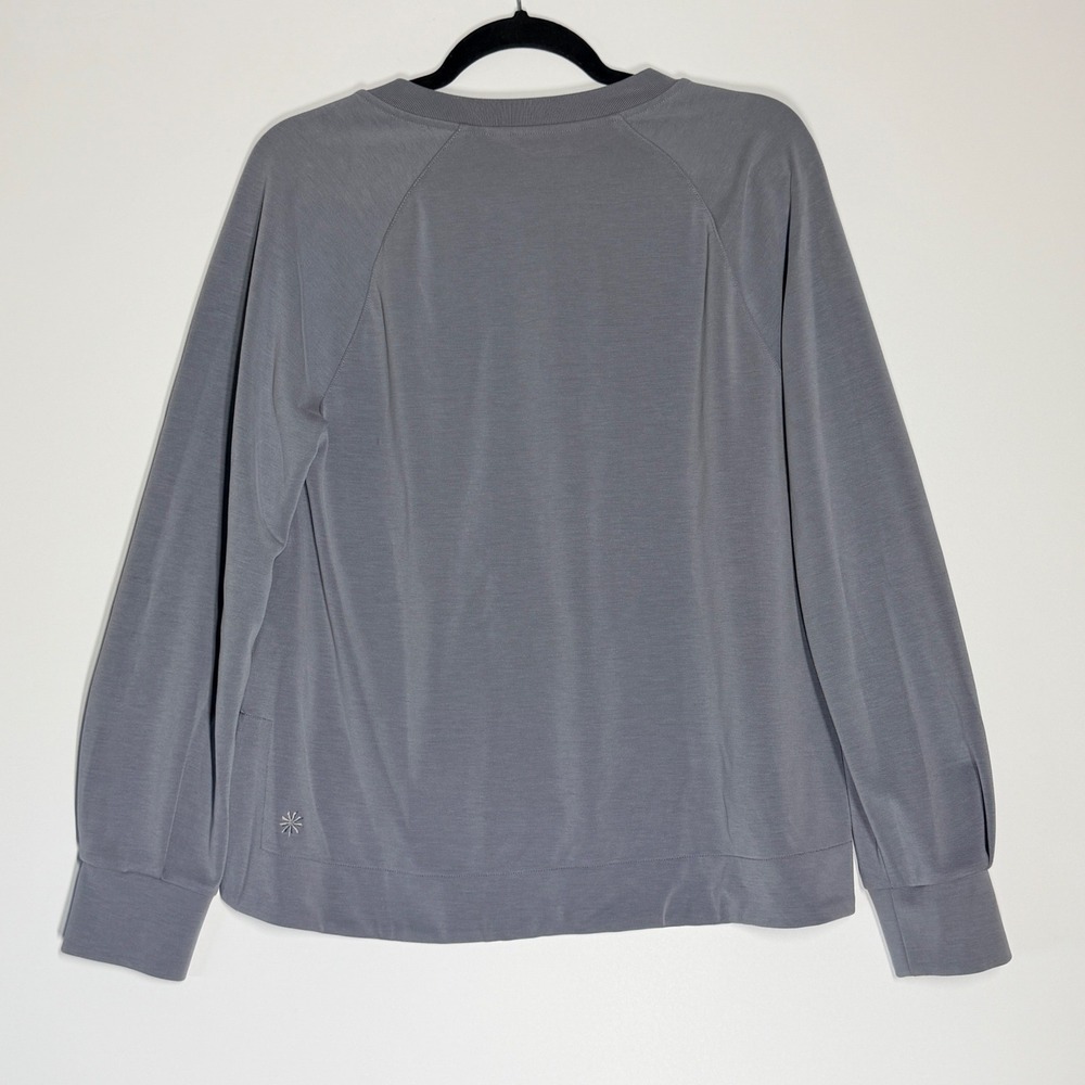 Athleta Seasoft Crewneck Sweatshirt Cosmos Grey Medium SP24 532401 - Picture 5 of 12
